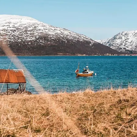 Serviced - Kvaloyvagen Gard *