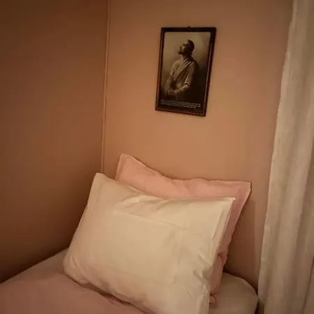 Дом отдыха Serviced - Kvaloyvagen Gard *