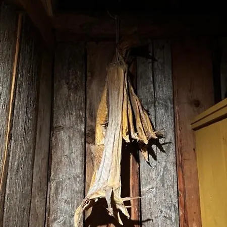 Serviced - Kvaloyvagen Gard Kvaloya